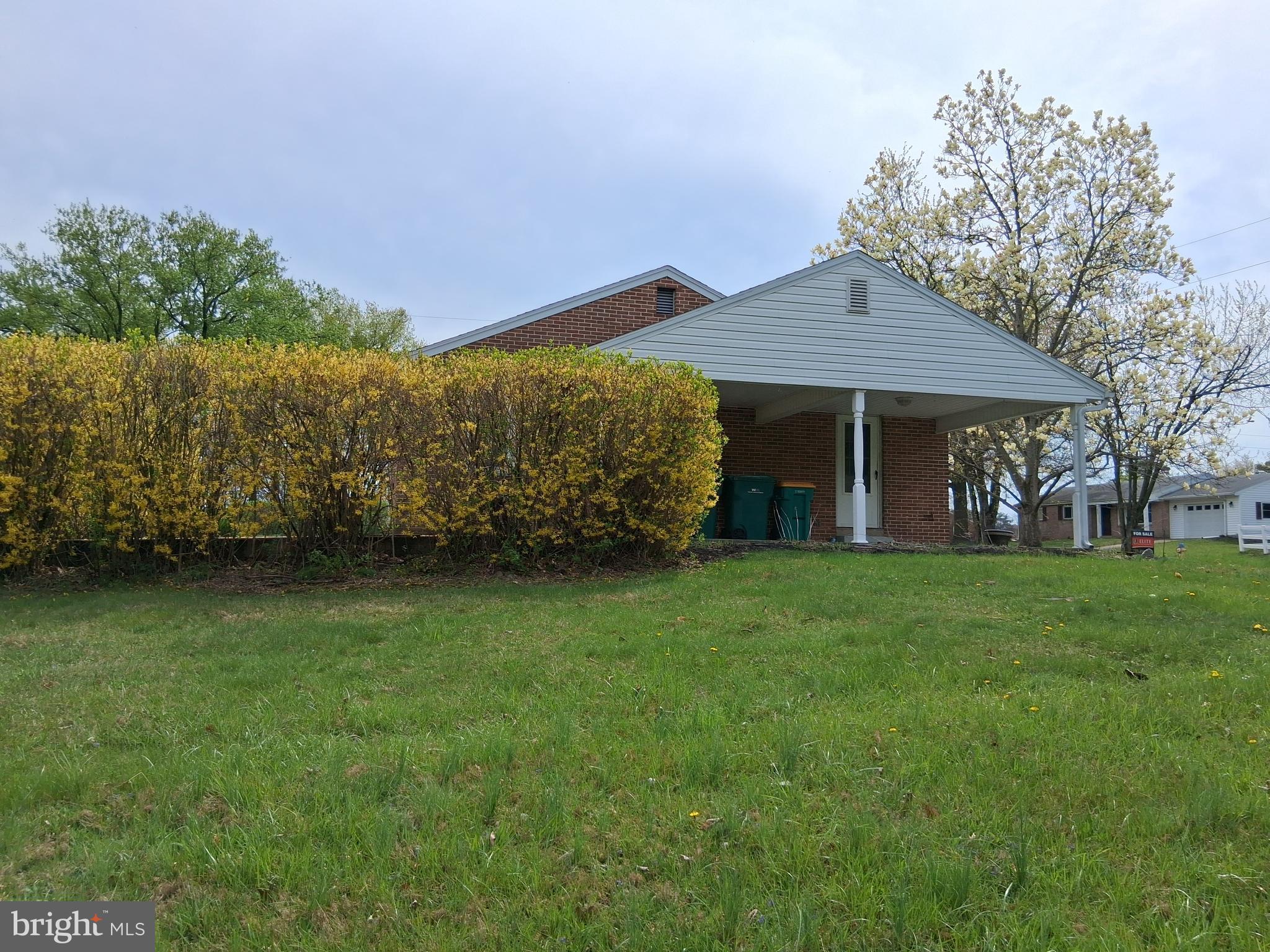 2014 Randall Road Enola, PA 17025 - Photo 9 of 37 side of house