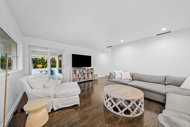 $9,999,000 | 5910 Old Ocean Boulevard, Ocean Ridge, FL 33435