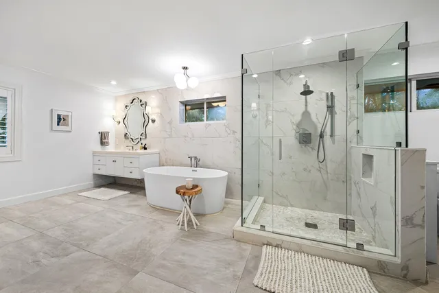 $9,999,000 | 5910 Old Ocean Boulevard, Ocean Ridge, FL 33435