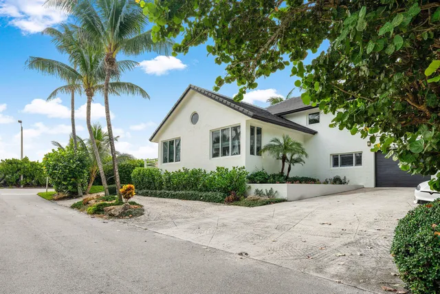 $9,999,000 | 5910 Old Ocean Boulevard, Ocean Ridge, FL 33435