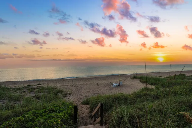 $9,999,000 | 5910 Old Ocean Boulevard, Ocean Ridge, FL 33435