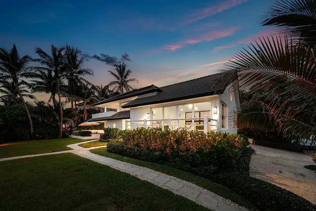 $9,999,000 | 5910 Old Ocean Boulevard, Ocean Ridge, FL 33435