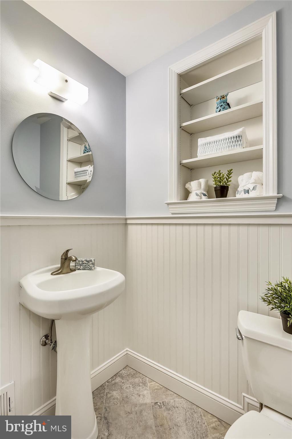 9222 Whitney Street Silver Spring, MD 20901 - Photo 33 of 59 Powder Room