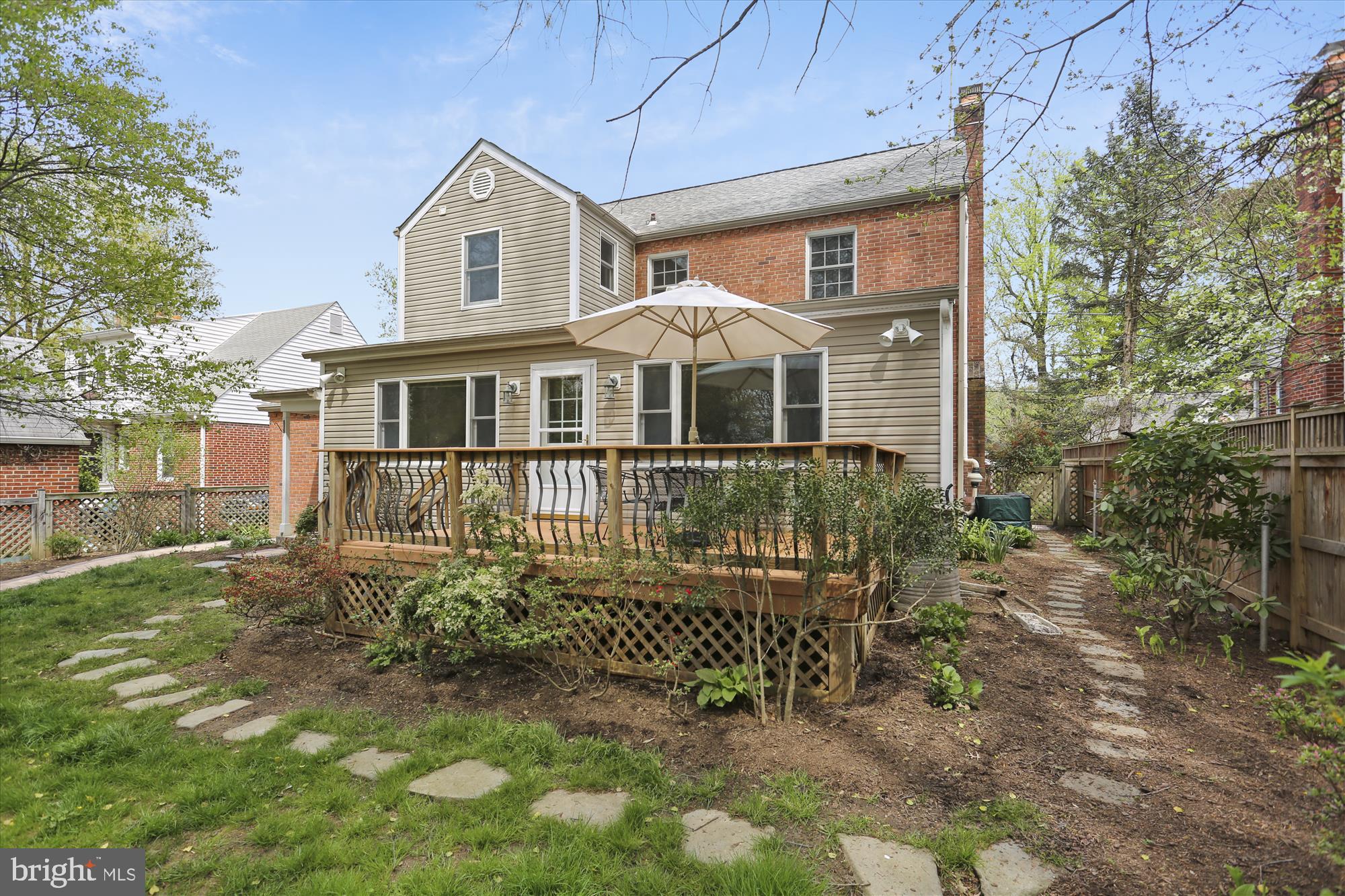 9222 Whitney Street Silver Spring, MD 20901 - Photo 6 of 59 Gallery Image 6