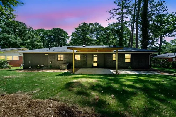 $1,700 | 1905 Fort Valley Drive Southwest, Atlanta, GA 30311
