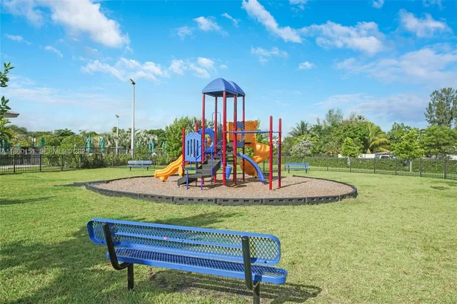 $3,500 | 12609 Northwest 23rd Place, Unit 12609, Miami, FL 33167