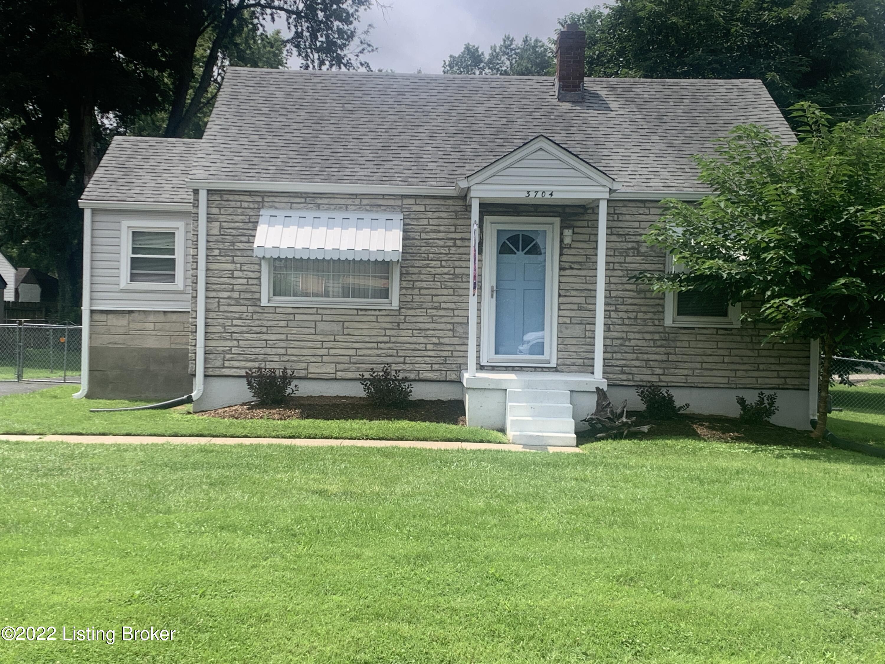 3704 Ralph Avenue Louisville, KY 40211 - Photo 19 of 20 front of house