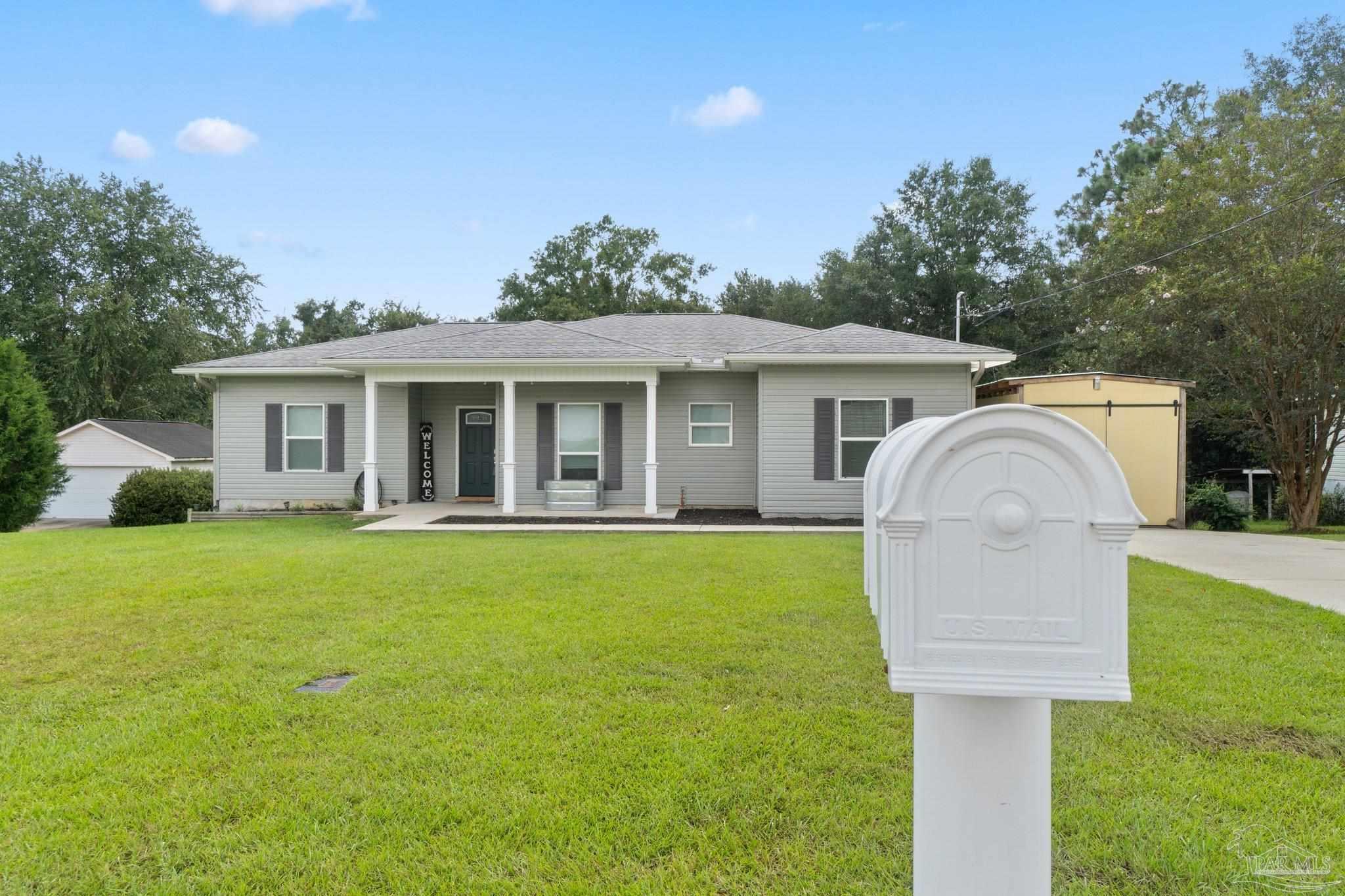 1192 Heathrow Drive Cantonment, FL 32533 - Photo 4 of 36