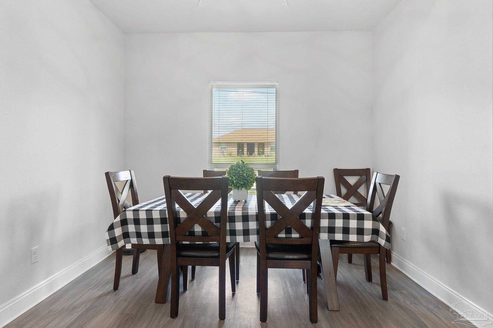 1192 Heathrow Drive Cantonment, FL 32533 - Photo 9 of 36