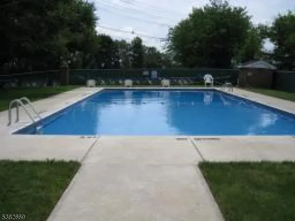 $307,000 | 565 Grove Street, Unit 16, Clifton, NJ 07013
