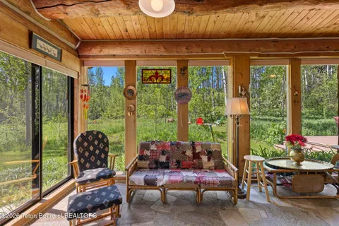 $1,950,000 | 9952 Aspen Lane, Victor, ID 83455