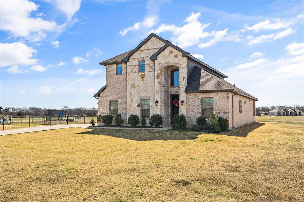6017 Mango Drive Sanger, TX 76266 - Photo 1 of 34