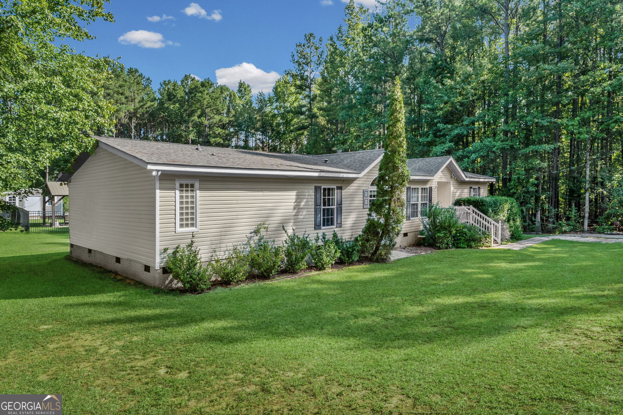 354 Gibson Road Newnan, GA 30263 - Photo 4 of 44 Gallery Image 4