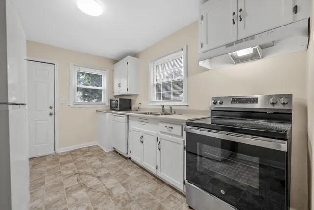 $995 | 443 Gary Hills Drive, Clarksville, TN 37043