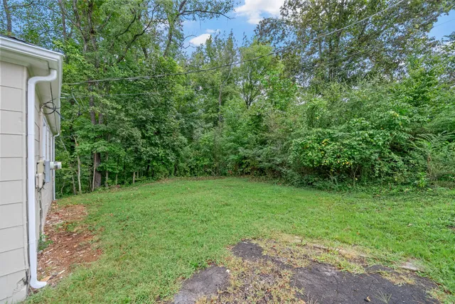 $995 | 443 Gary Hills Drive, Clarksville, TN 37043