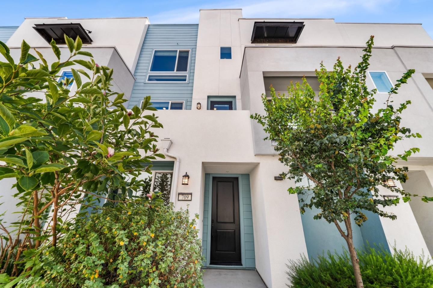 709 Fruit Ranch Loop San Jose, CA 95133 - Photo 32 of 37 Gallery Image 32