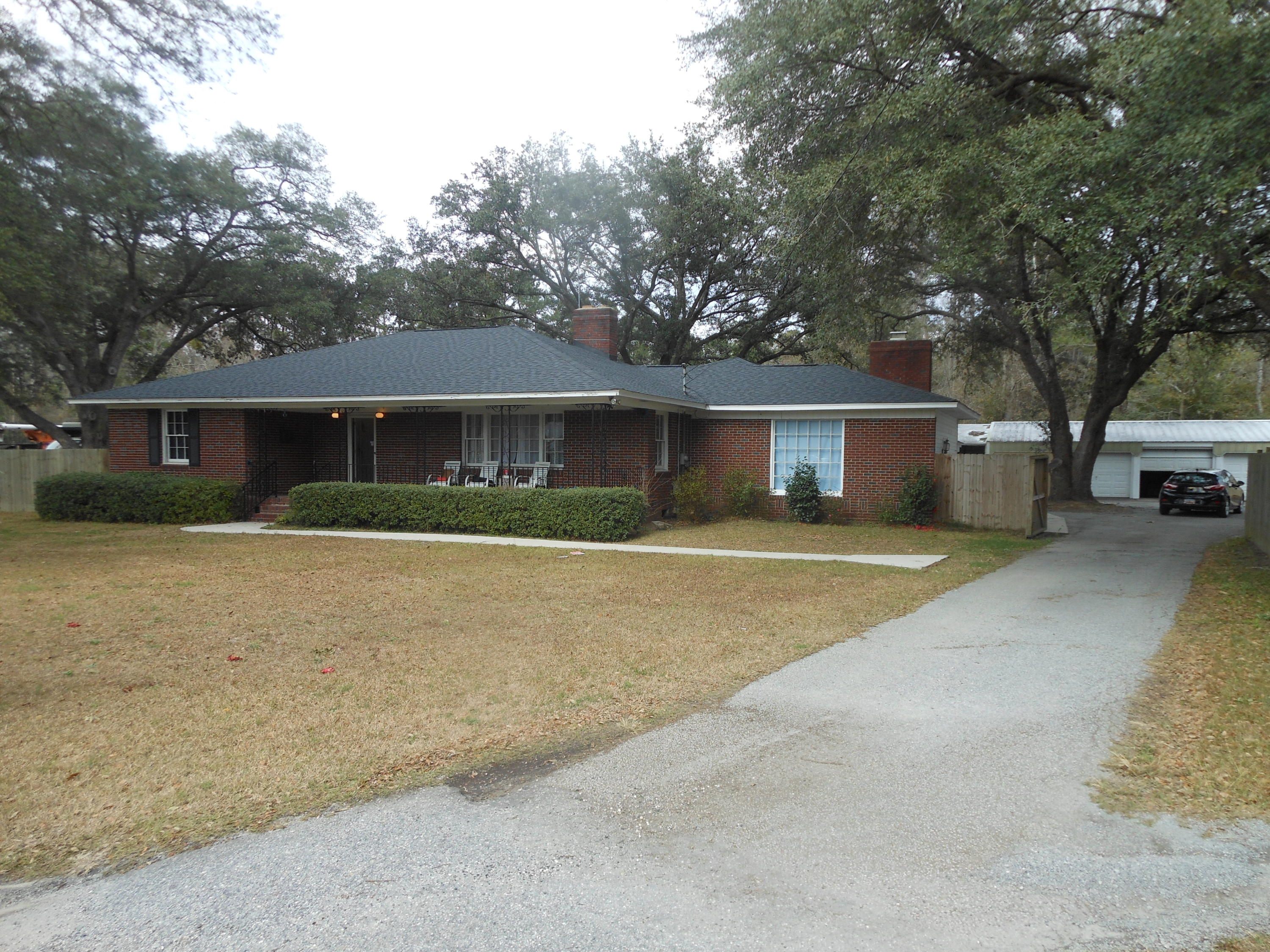 100 West Butternut Road Summerville, SC 29483 - Photo 3 of 34 DSCN1864