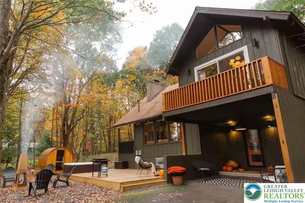 $3,000 | 1242 Shadblow Road, Pocono Summit, PA 18346