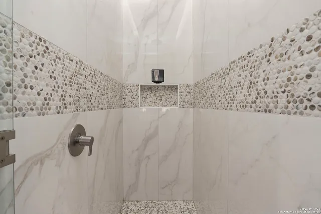 $450,000 | 17902 La Cantera Parkway, Unit 411, San Antonio, TX 78257