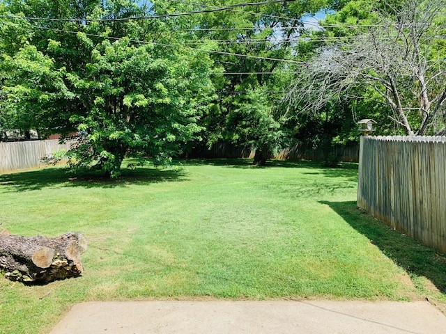 2502 Hickory Drive Springfield, TN 37172 - Photo 11 of 12