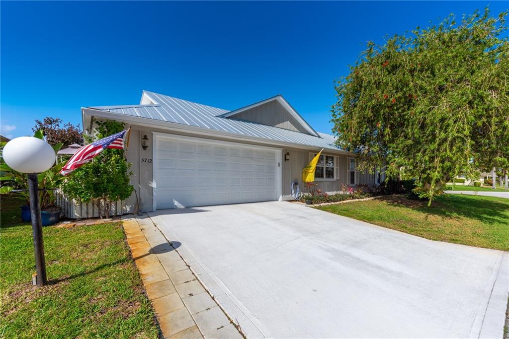 5712 Southeast Miles Grant Road Stuart, FL 34997 - Photo 9 of 28 Gallery Image 9
