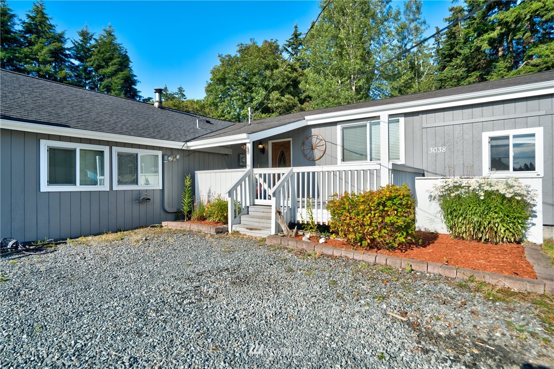 3038 Taylor Road Oak Harbor, WA 98277 - Photo 4 of 34 Gallery Image 4