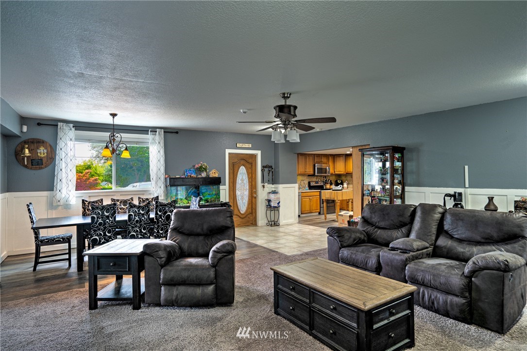 3038 Taylor Road Oak Harbor, WA 98277 - Photo 8 of 34 Gallery Image 8