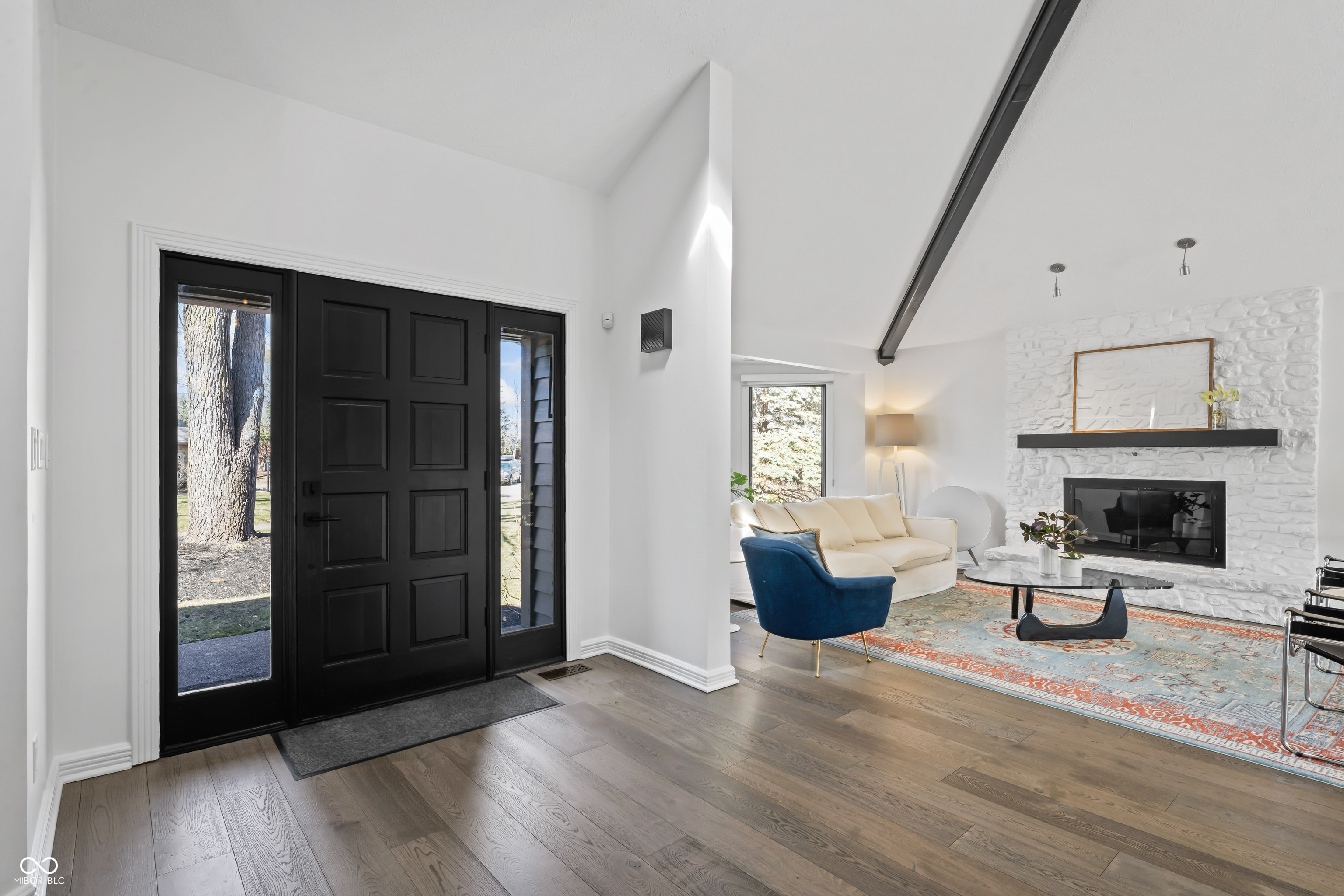 11941 Sand Dollar Circle Indianapolis, IN 46256 - Photo 4 of 66