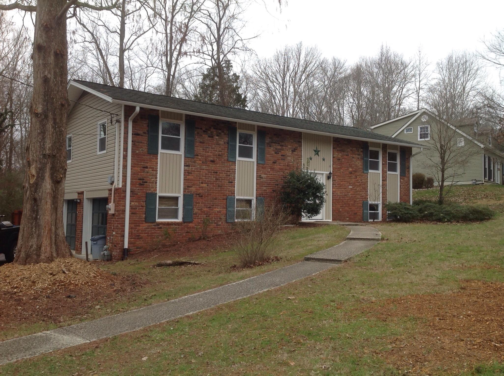 115 Normandy Road Oak Ridge, TN 37830 - Photo 3 of 40 image