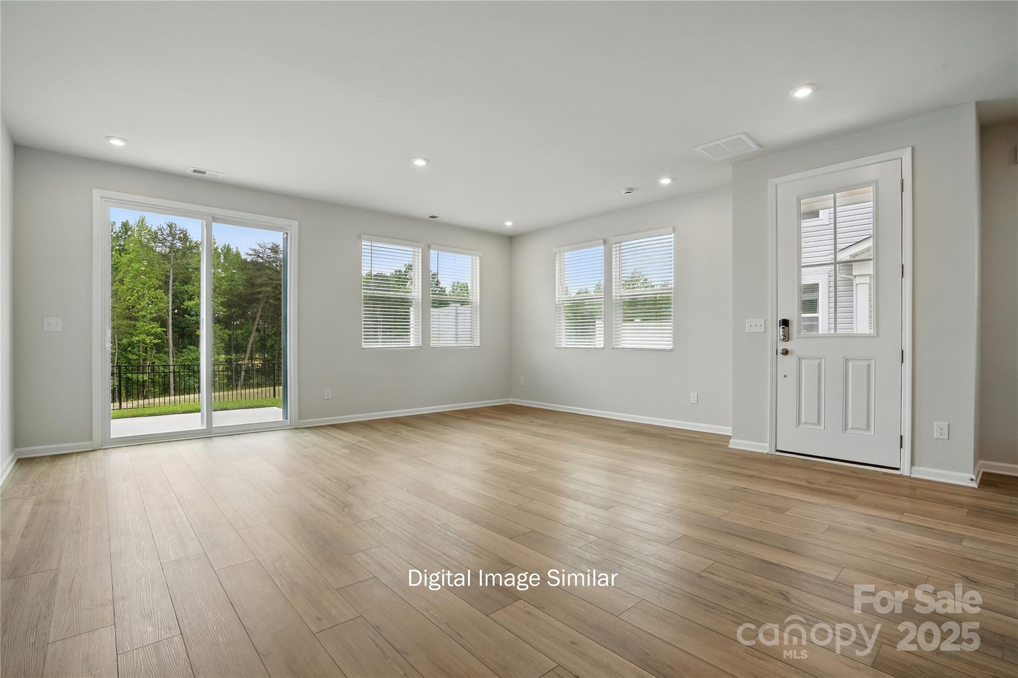1114 Vibrant Road Charlotte, NC 28215 - Photo 3 of 8 Gallery Image 3