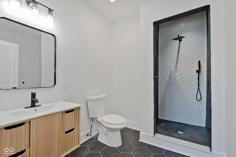 $329,900 | 3033 North College Avenue, Indianapolis, IN 46205