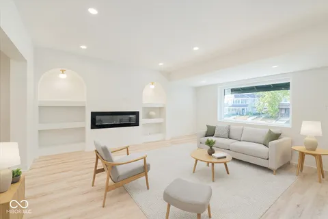 $329,900 | 3033 North College Avenue, Indianapolis, IN 46205