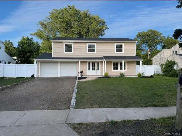 $989,990 | 3 Barkley Lane, Nesconset, NY 11767