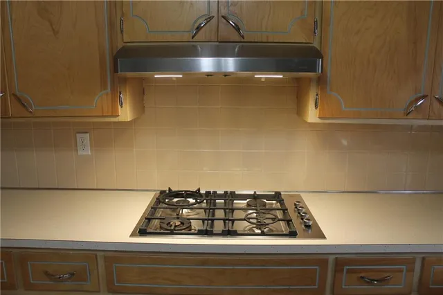 $289,000 | 34 Caribou Circle, St. Joseph, MO 64506