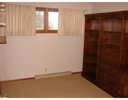 14800 Kelly Road Mishawaka, IN 46544 - Photo 7 of 16