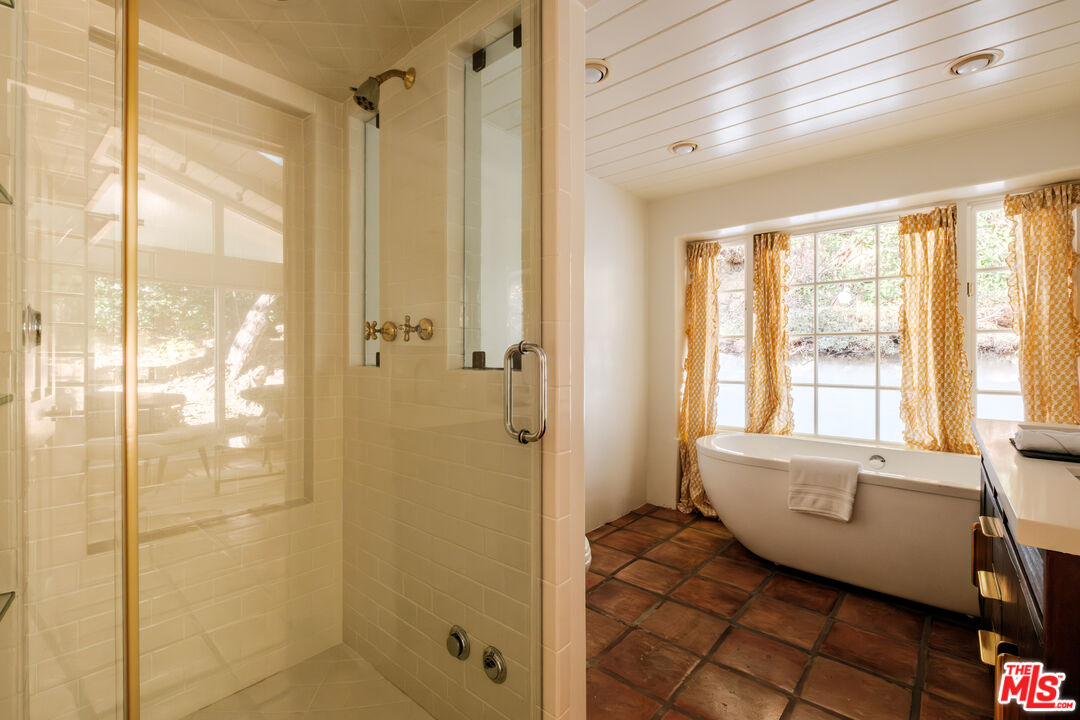 1784 Old Ranch Road Los Angeles, CA 90049 - Photo 20 of 33