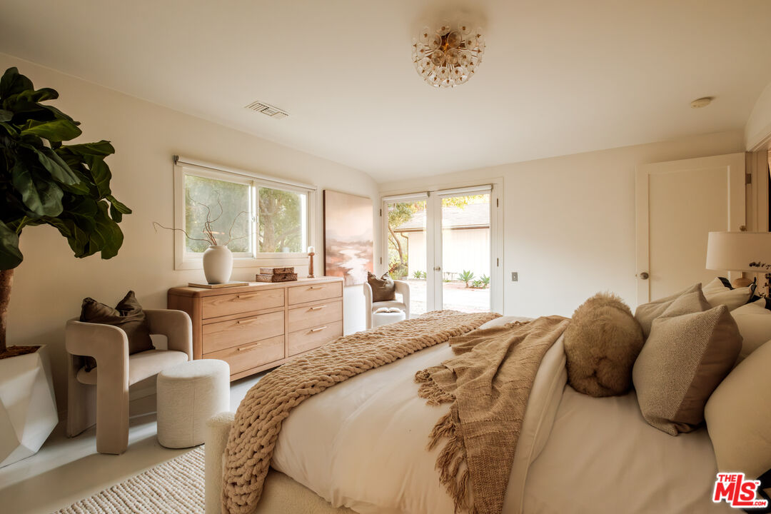 1784 Old Ranch Road Los Angeles, CA 90049 - Photo 21 of 33