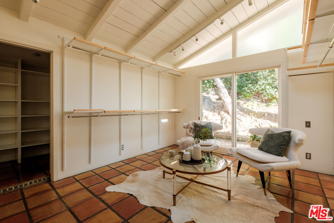 1784 Old Ranch Road Los Angeles, CA 90049 - Photo 25 of 33