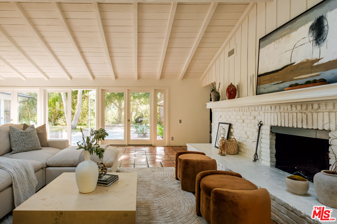 1784 Old Ranch Road Los Angeles, CA 90049 - Photo 7 of 33