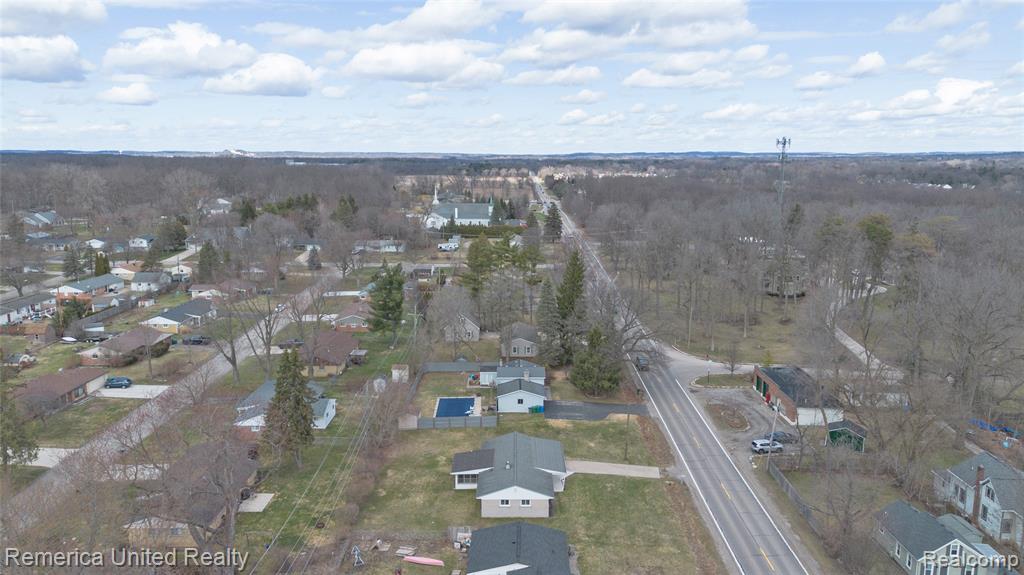 945 North Commerce Road Commerce Township, MI 48382 - Photo 53 of 59
