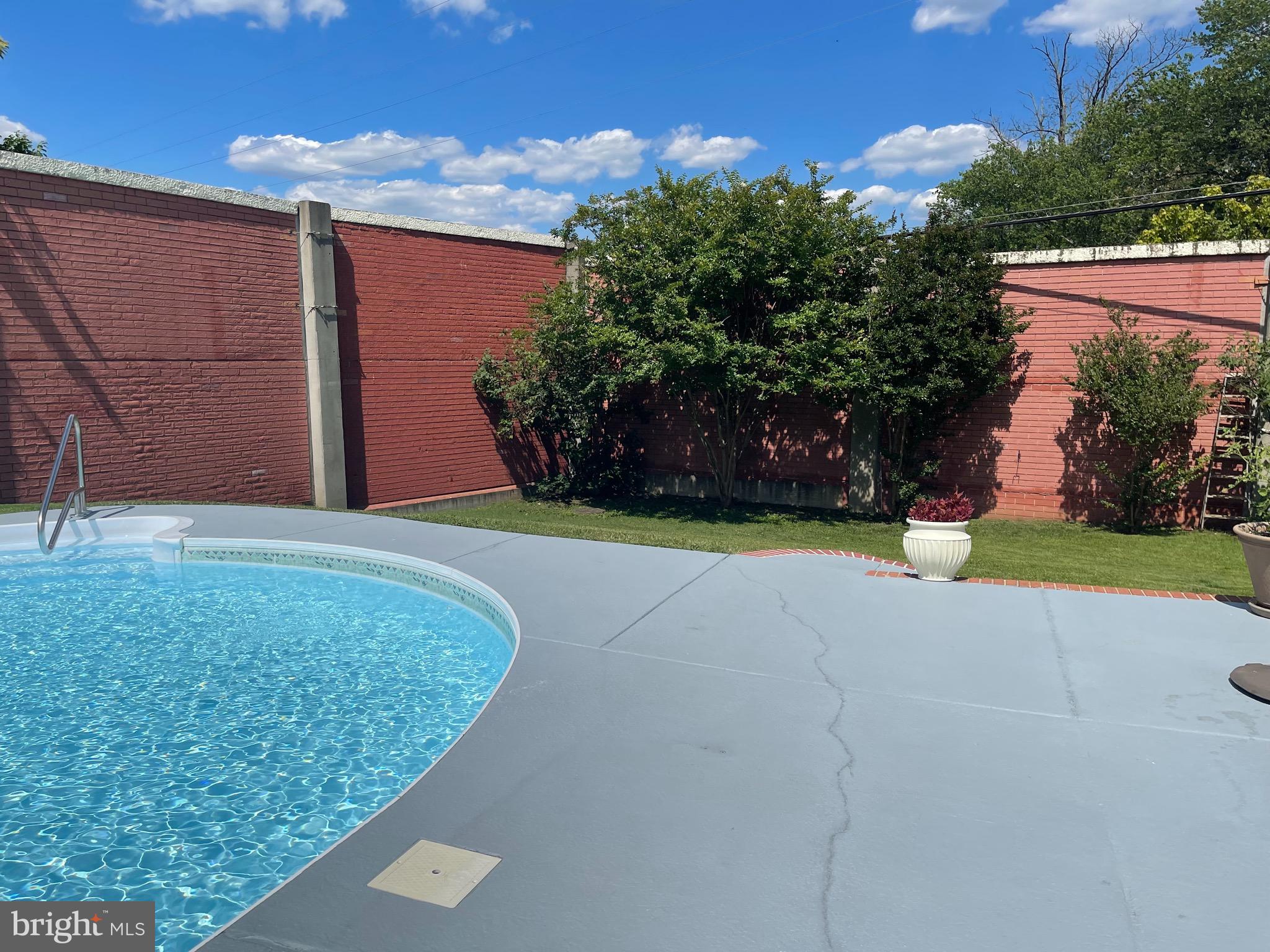5706 Westgate Road Lanham, MD 20706 - Photo 4 of 29
