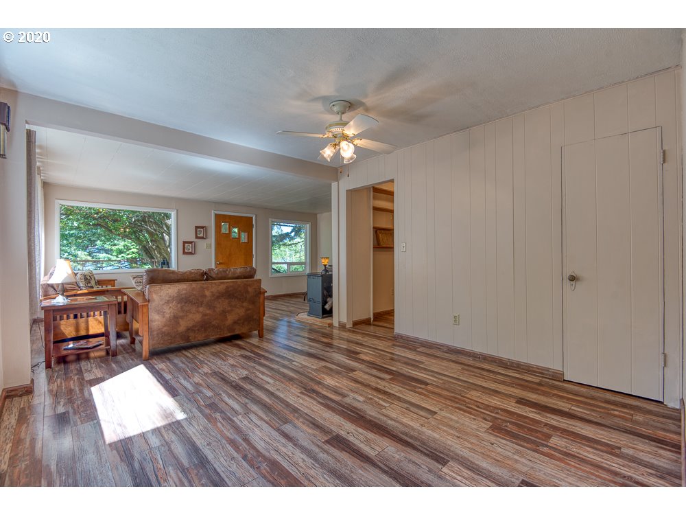 66109 North Bay Road North Bend, OR 97459 - Photo 16 of 29 Gallery Image 16