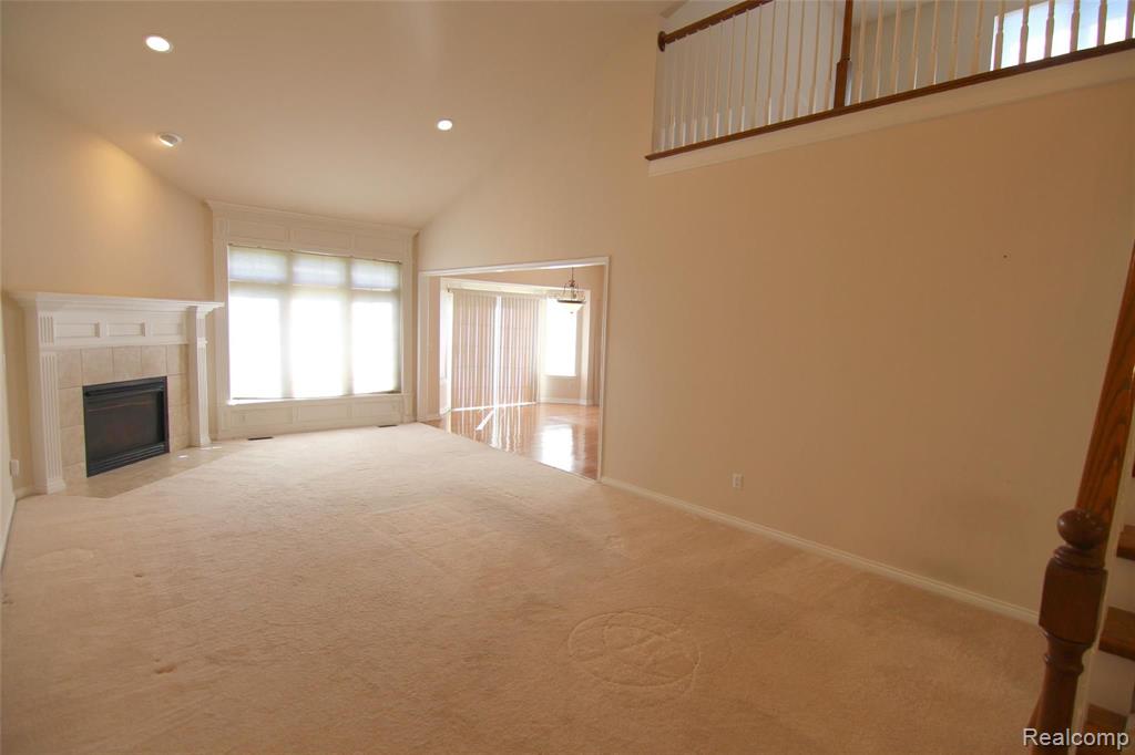 2646 Ridgecrest Drive Utica, MI 48316 - Photo 8 of 25