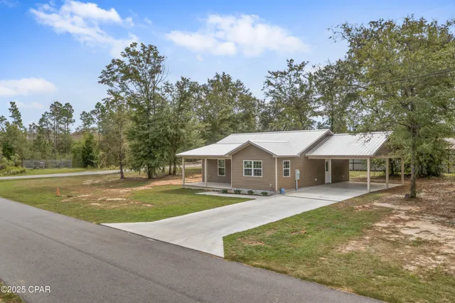 $249,000 | 6667 Grande Oak Loop, Grand Ridge, FL 32442