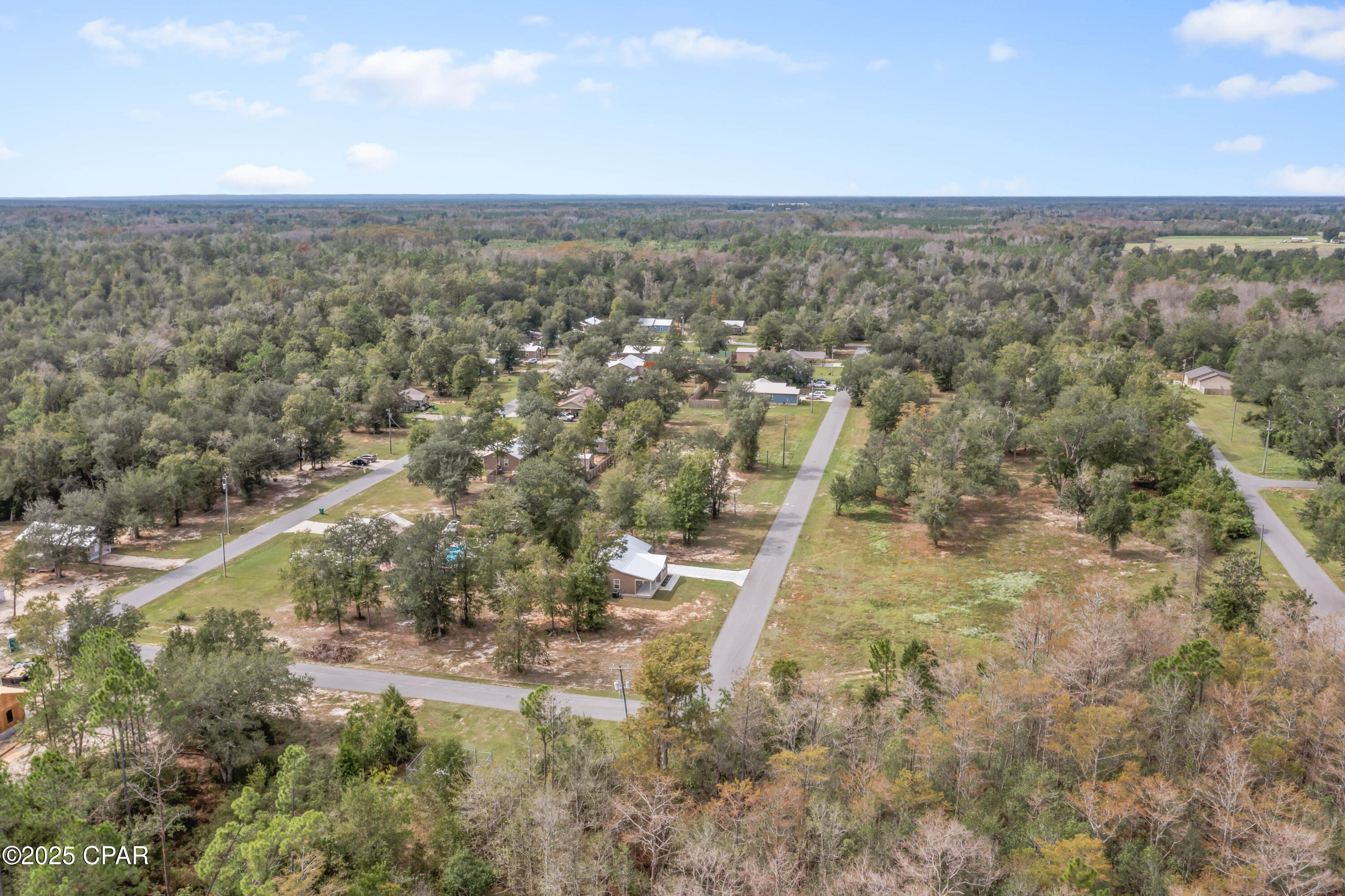 6667 Grande Oak Loop Grand Ridge, FL 32442 - Photo 22 of 28