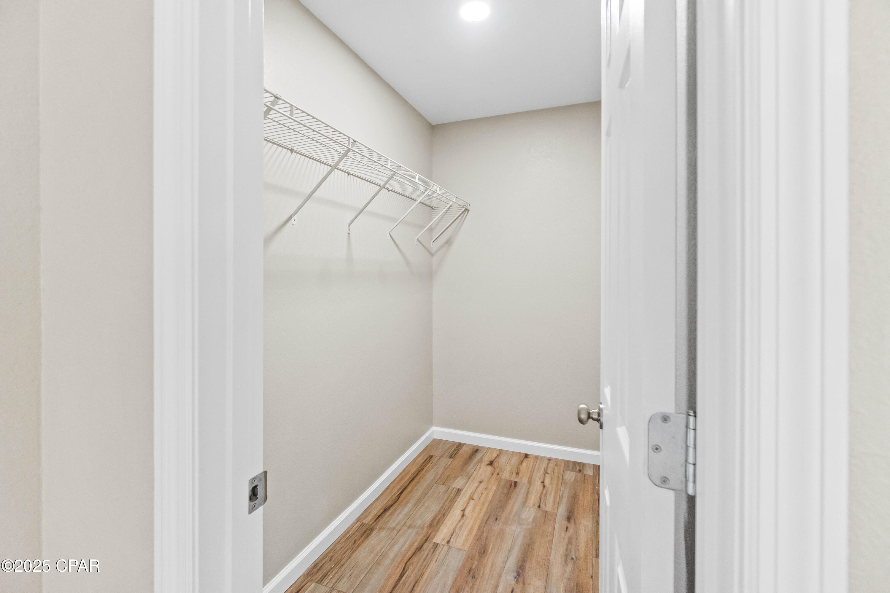 6667 Grande Oak Loop Grand Ridge, FL 32442 - Photo 9 of 28