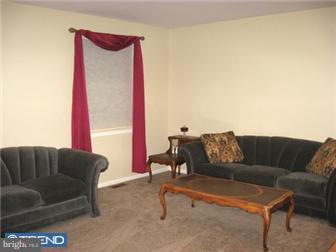 176 Country Farms Road Marlton, NJ 08053 - Photo 4 of 12 Living Room
