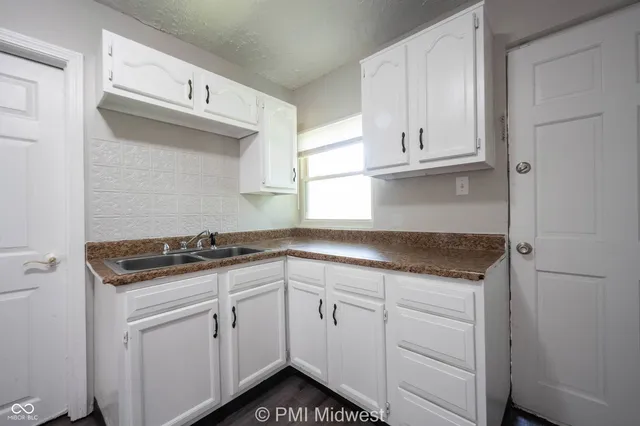 $749 | 524 West 23rd Street, Unit 3, Indianapolis, IN 46208