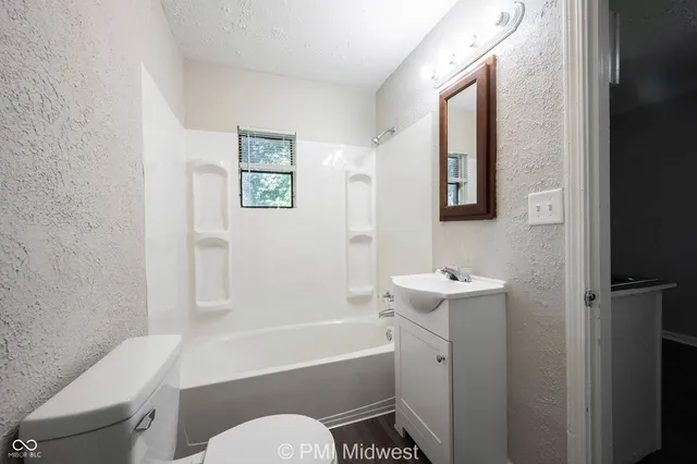 $749 | 524 West 23rd Street, Unit 3, Indianapolis, IN 46208