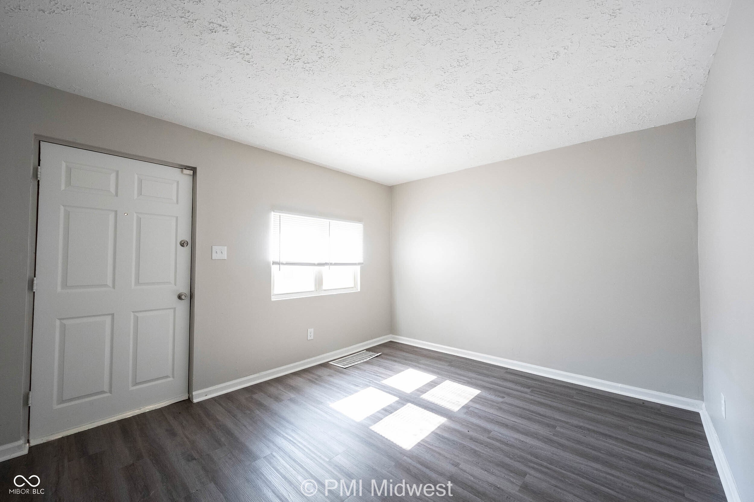 524 West 23rd Street, Unit 3 Indianapolis, IN 46208 - Photo 2 of 20